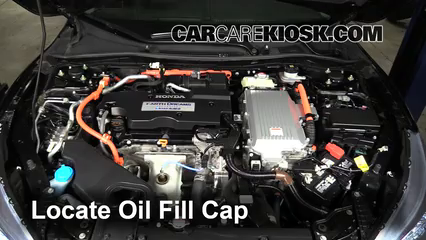 Oil & Filter Change Honda Accord (2013-2017) - 2015 Honda Accord Hybrid